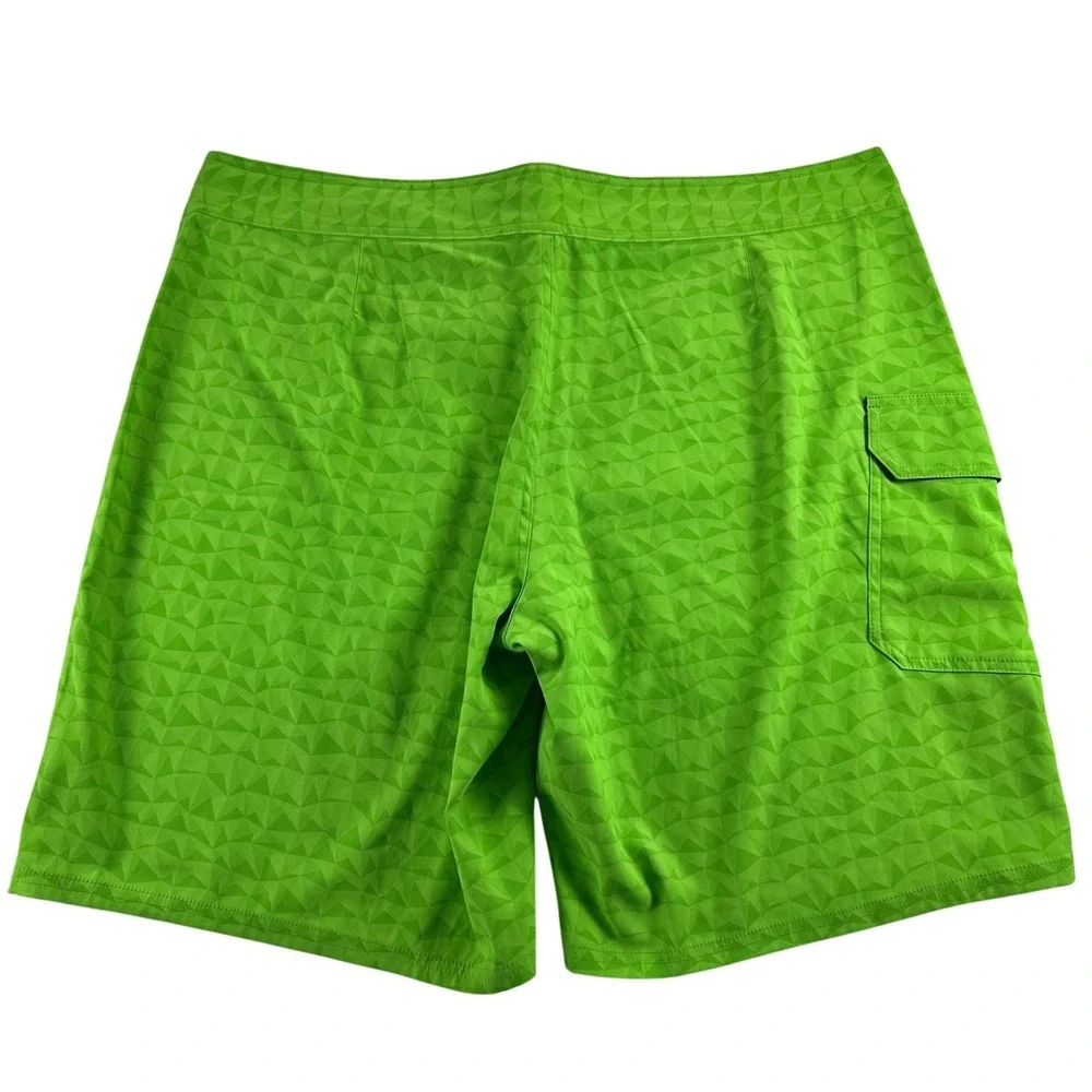 Under Armour Mens 42 Heat Gear‎ Board Shorts Lime Green Geometric Triangle Swim